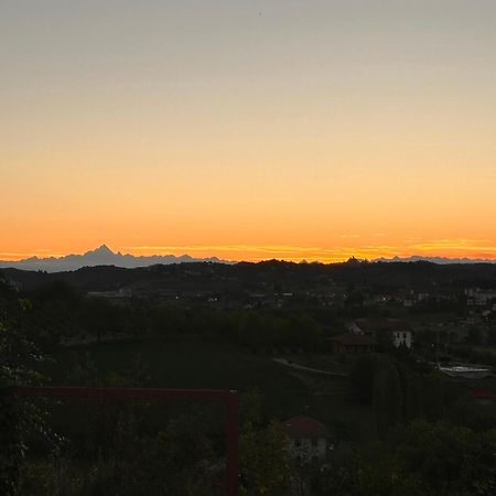 Tenuta Agricola La Cava- Cantina E Agriturismo San Damiano dʼAsti Eksteriør billede